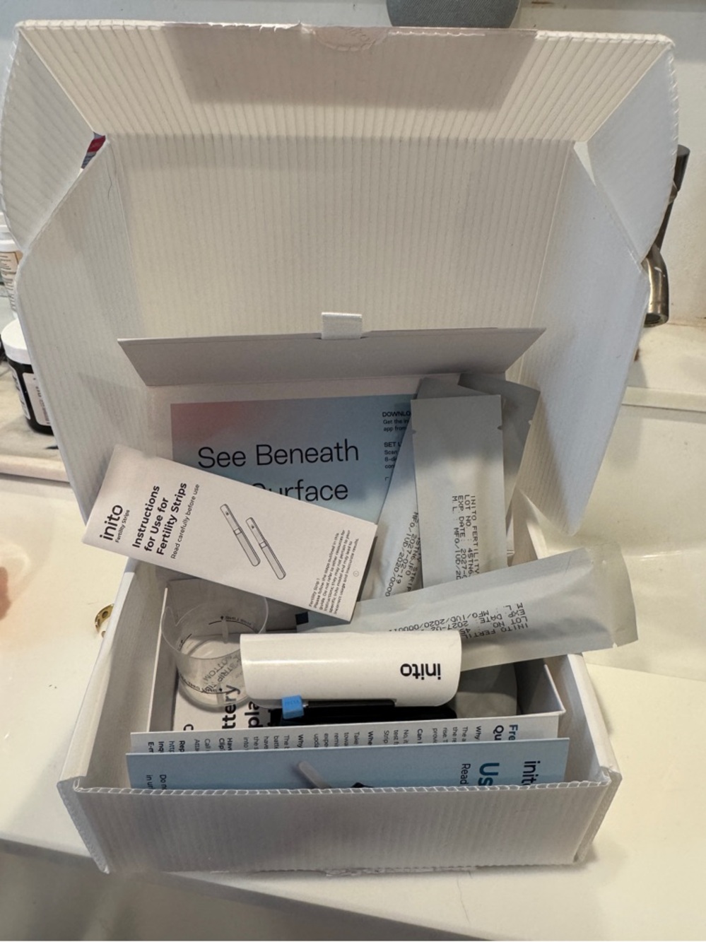 Inito White Fertility & Hormone Test Monitor